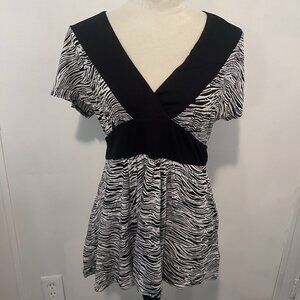 Michael Khors Zebra V-neck